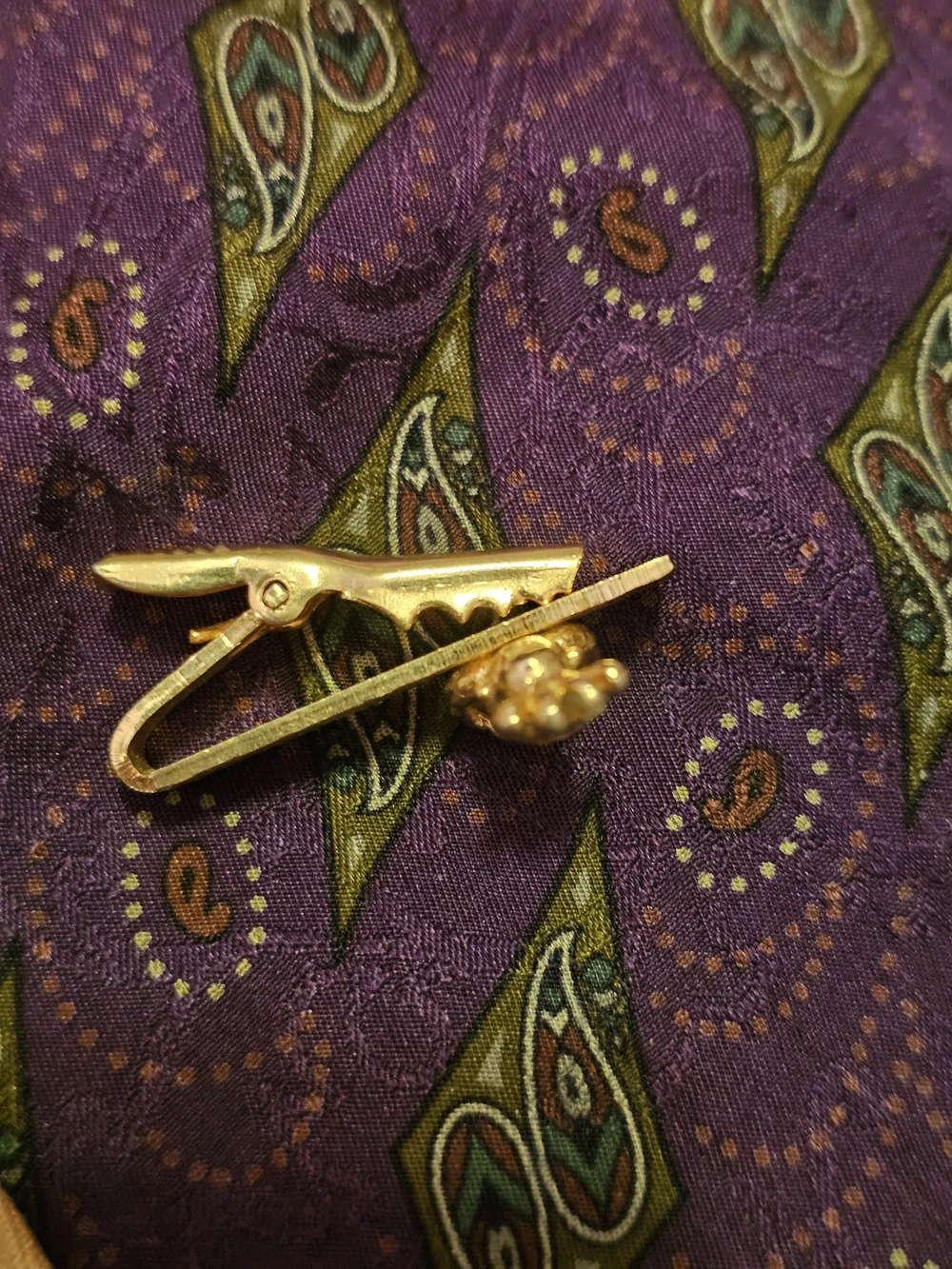 Gold-Tone  Tie Clip with Red Accent - Men Jewelry